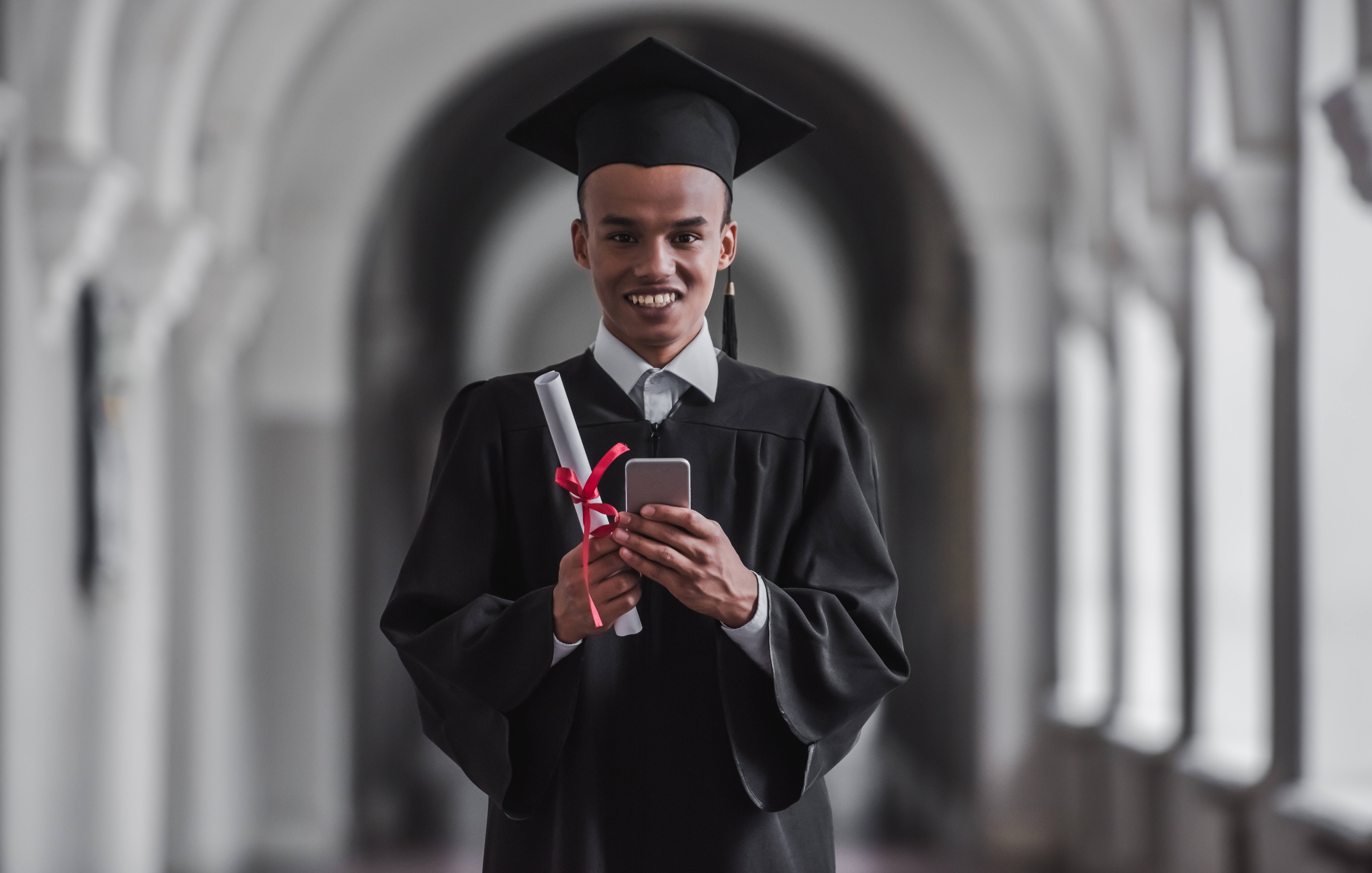 Exterior of the UH College of Medicine building